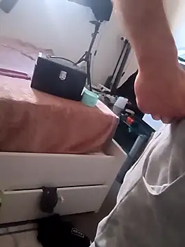 Wilsonn86 live sex cam