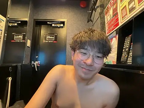 yuuki8910 live sex cam