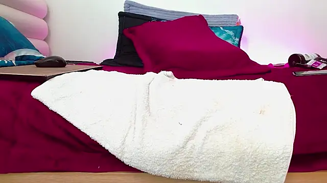 scarlettbooty live sex cam