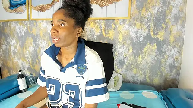 MonicaSchwartz live sex cam