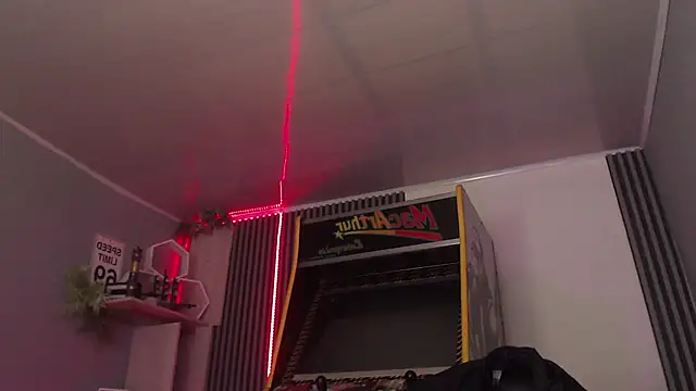 Bastian_MCcormick live sex cam