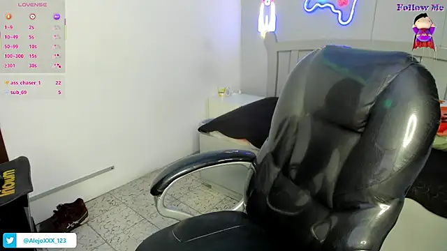 loistwink_ live sex cam