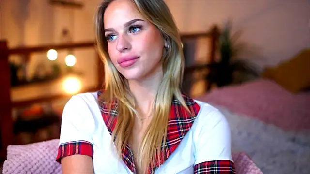 Emilyvanroessel live sex cam