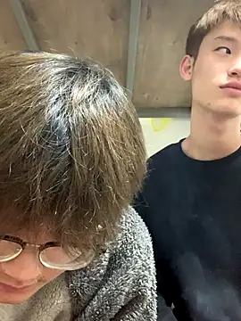 KK-cuteboy live sex cam