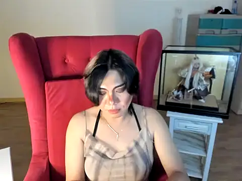 GoldenTs69 live sex cam