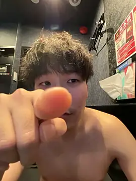 yuuki8910 live sex cam