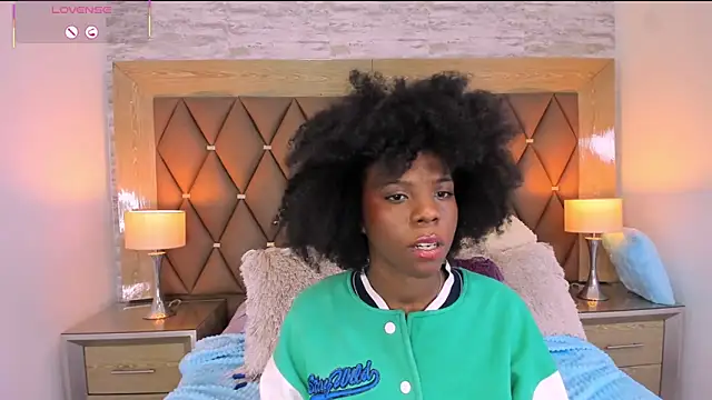 AmiraMorgan live sex cam