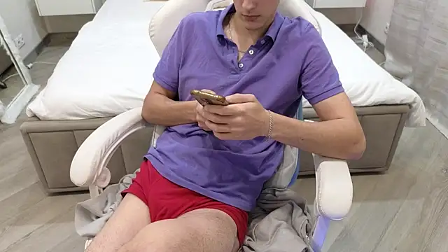 MoonlinSkinn live sex cam