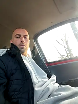 Rotteei1 live sex cam