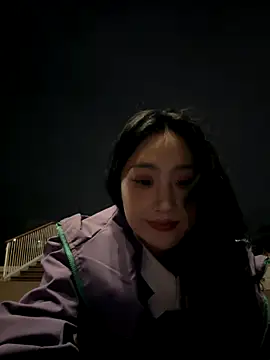 so-linger live sex cam