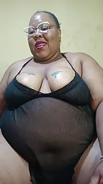 XCHOCOLOVEBBW69 live sex cam