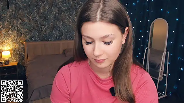 MondoNeko live sex cam