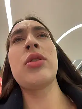 Holly_Play live sex cam