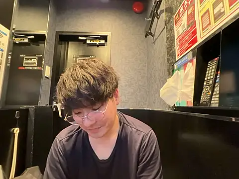 yuuki8910 live sex cam