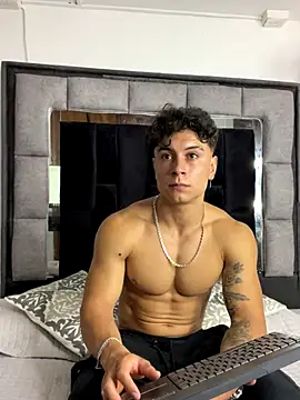 MR_MUSCLE live sex cam