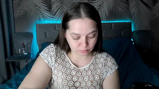 uliastar live sex cam