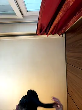 Hotmomcheckk_ live sex cam