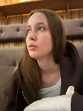 ElliRose live sex cam