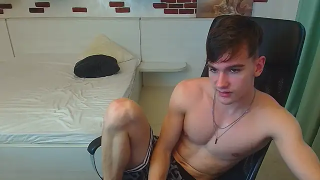 BradyFlint live sex cam