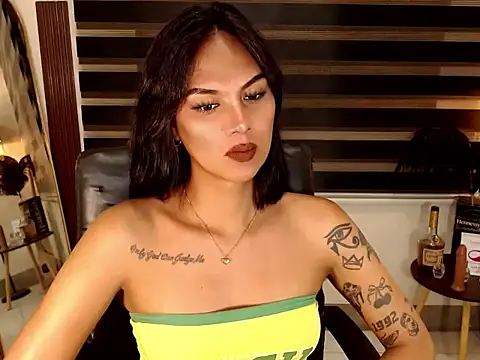 SarahAmber live sex cam