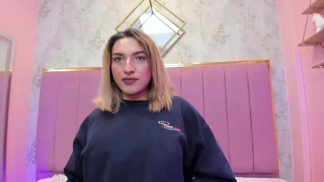 TomLondon_ live sex cam