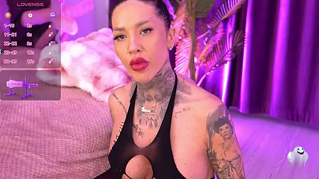 ScarletXNoir live sex cam