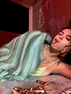 SafeinouterSpace live sex cam