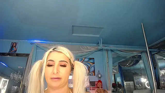 ADRIANNA_FOX live sex cam