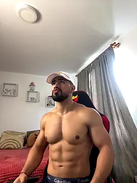 Ezzio_Scolaro live sex cam