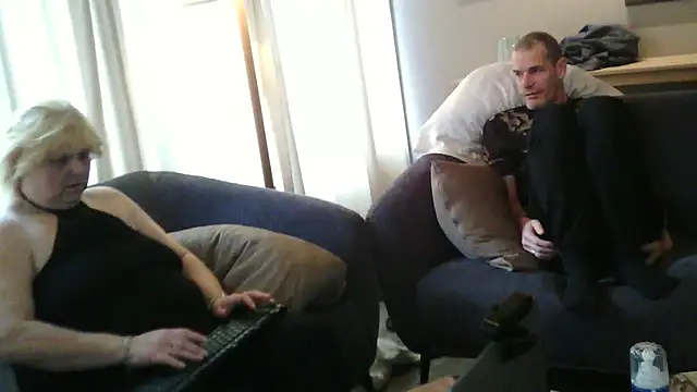 Sylviastar46 live sex cam