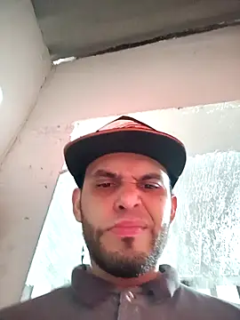 James21990 live sex cam