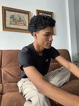 Masterikee live sex cam