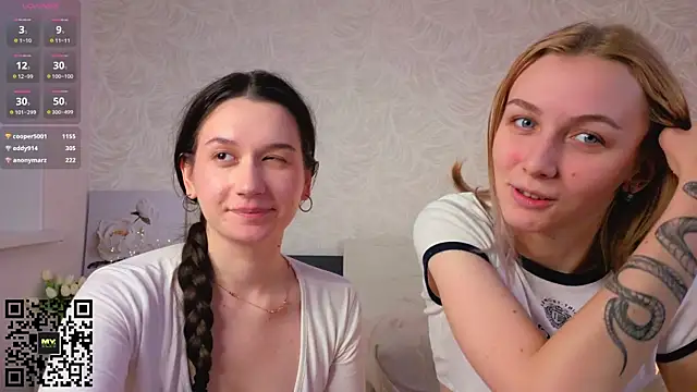 betweenUse live sex cam