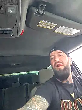 Beardedtattood live sex cam