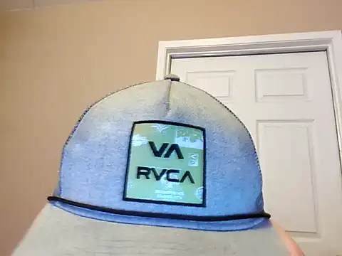 Huntzg23 live sex cam