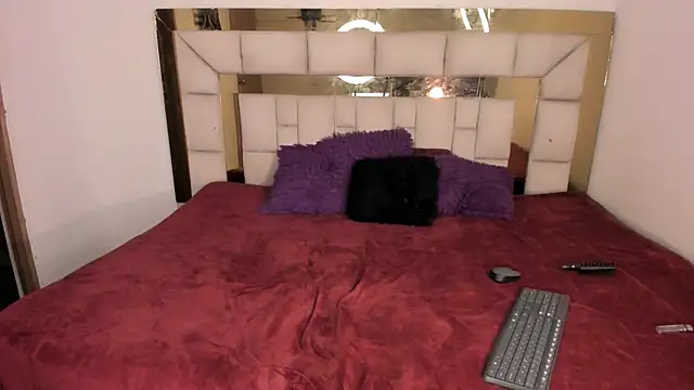 Nicol_ofi24 live sex cam