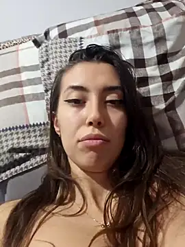 Virggin_Squirt live sex cam