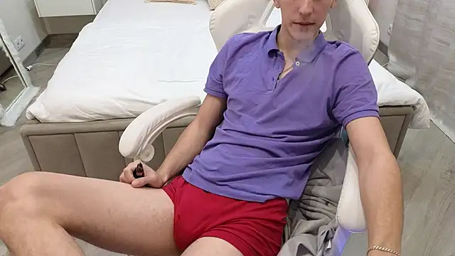 MoonlinSkinn live sex cam