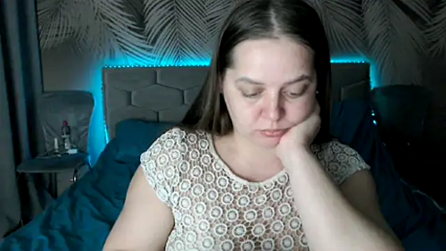 uliastar live sex cam