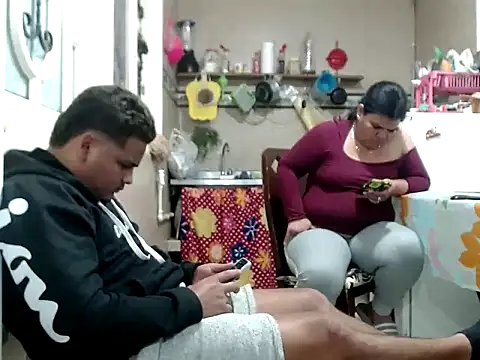 Boycuriousxxx live sex cam