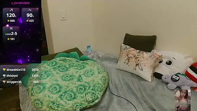 Blondiewithanass live sex cam