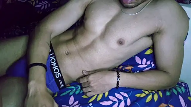hot_hunk_boy live sex cam