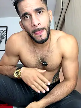 Maximiliano_ford live sex cam