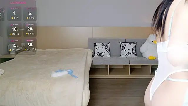 Lucky-baby live sex cam