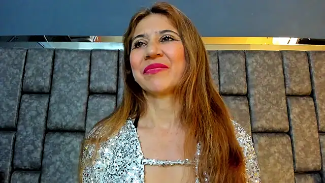 Matureyulyet live sex cam