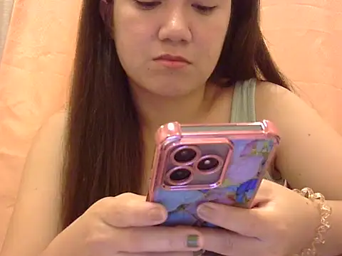 Lovelyclaya live sex cam