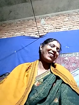 Savita992 live sex cam