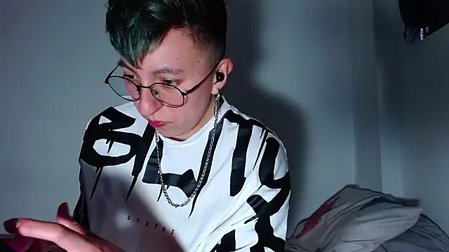 Sexyboy_666 live sex cam