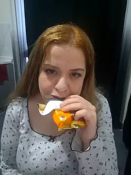 Cansuxyolu live sex cam