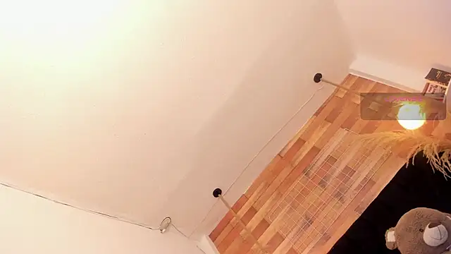 Emily_brown04 live sex cam